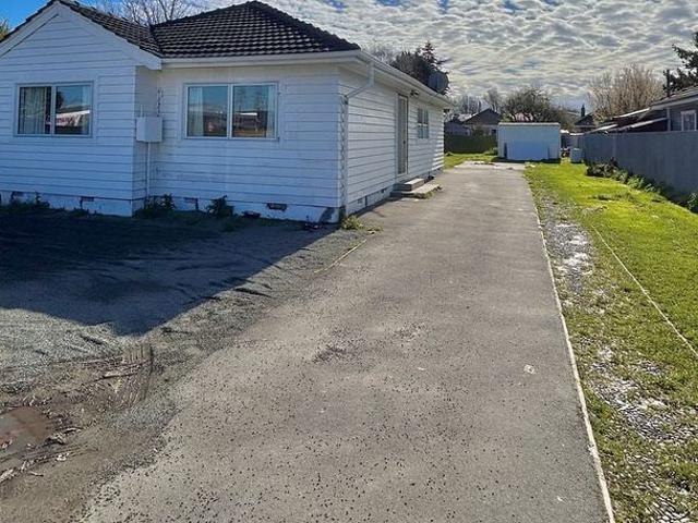 House for rent in Chaslands, Canterbury
