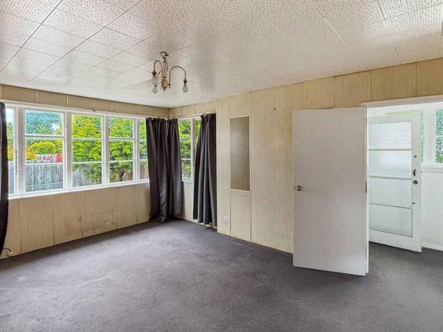 House for rent in Chaslands, Canterbury