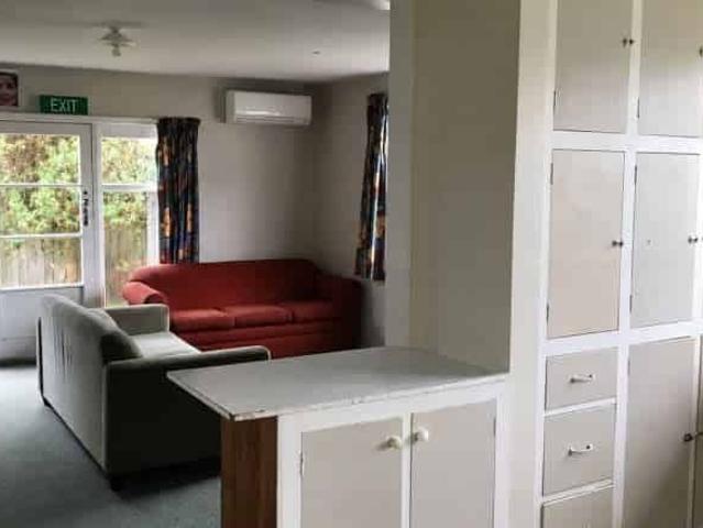 House for rent in Chaslands, Canterbury