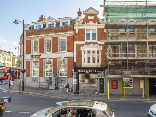 Apartment for rent in Putney, Greater London