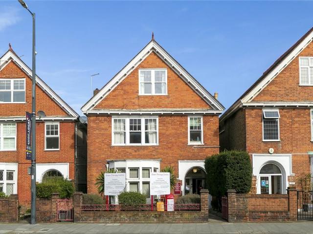 Apartment for rent in East Sheen, Greater London