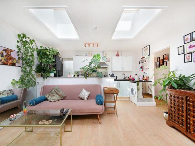 Apartment for rent in East Sheen, Greater London
