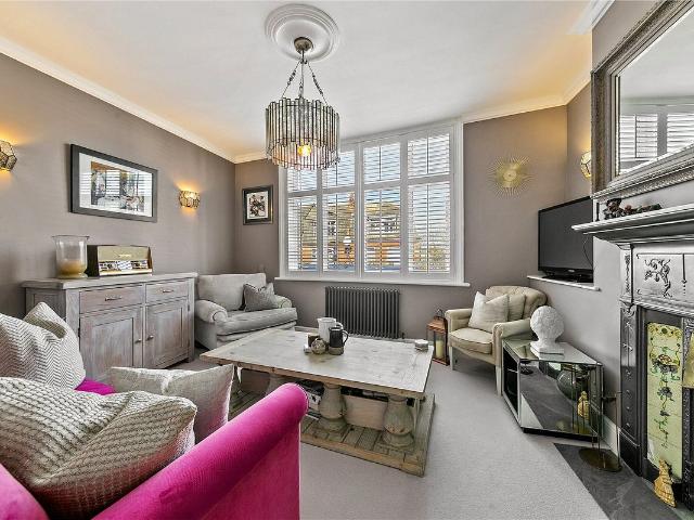 Apartment for rent in East Sheen, Greater London