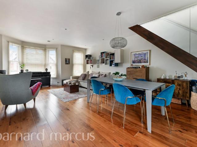 Apartment for rent in East Sheen, Greater London