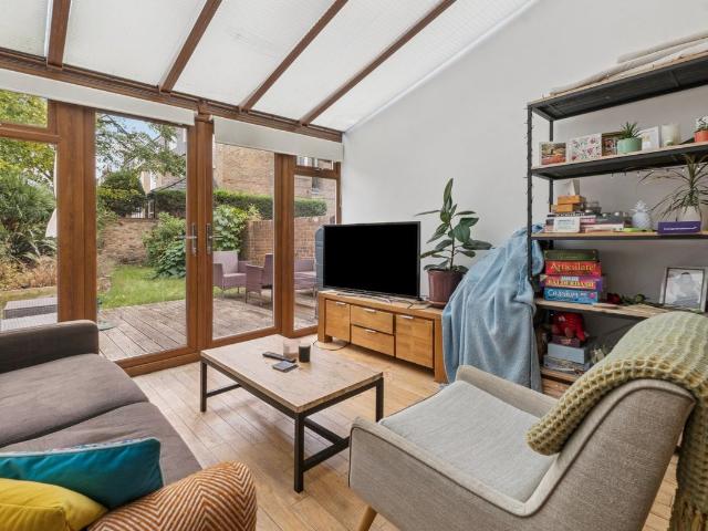 Apartment for rent in Greater London