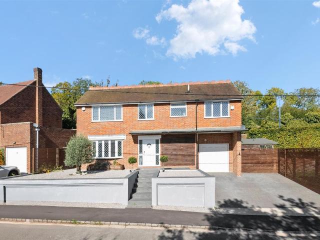 House for rent in Denham, Gerrards Cross and Chalfonts Community Board, Higher Denham
