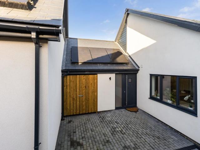 House for rent in South Hinksey, Dromore