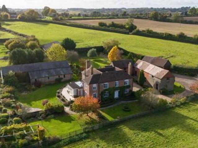 House for sale in Worcester, Worcestershire