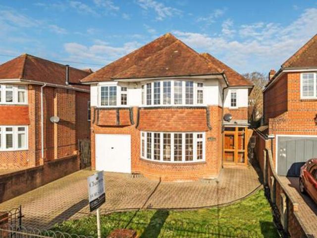 House for sale in Barton Stacey, Hampshire