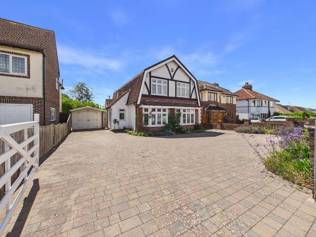 House for rent in Fishersgate, West Sussex