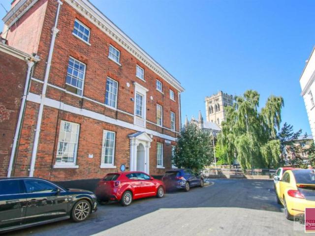 Apartment for rent in Heigham Grove, East Bank