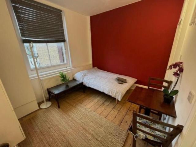 Studio for rent in Angel, Greater London