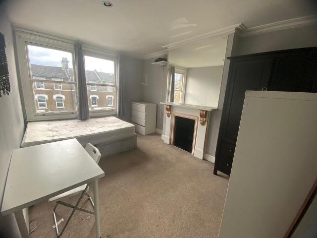 House for rent in Stroud Green, Greater London