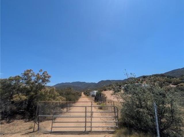 Land for sale in Anza, California