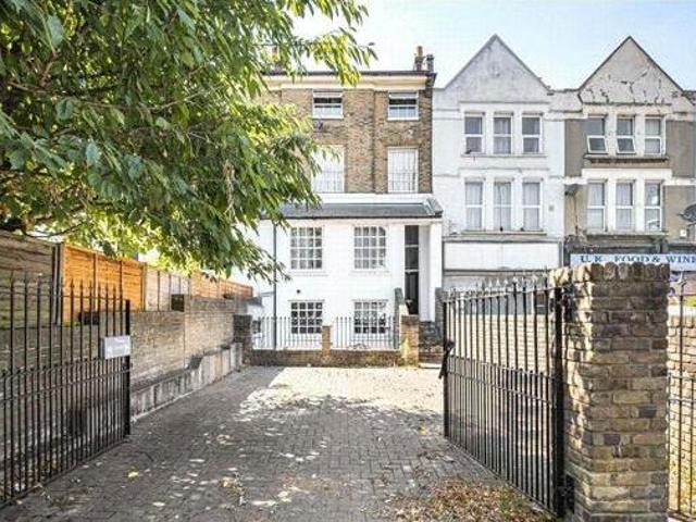 House for sale in City of London, Greater London