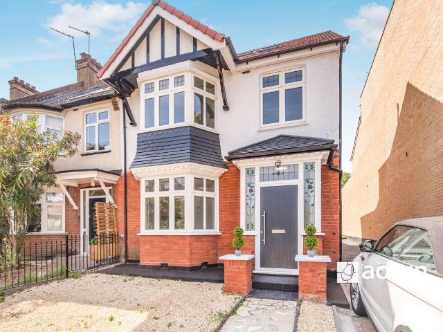 Room for rent in Streatham Hill, Greater London