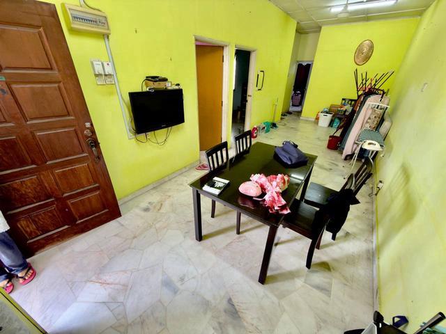 Townhouse for sale in Country Heights Damansara, Kuala Lumpur