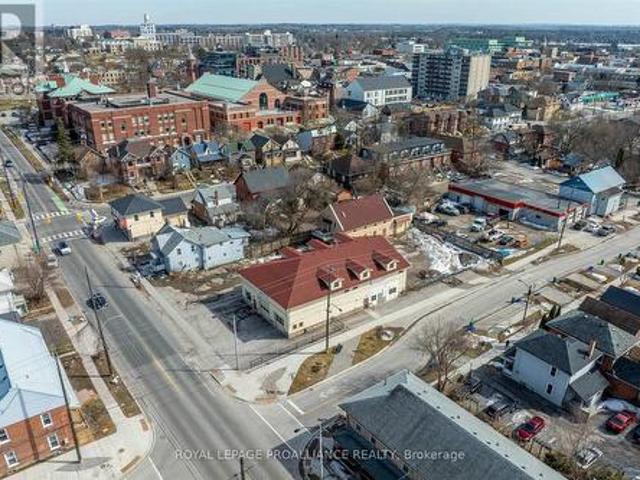 Commercial for rent in Peterborough, Ontario