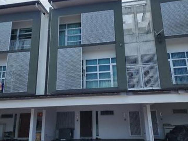 Townhouse for sale in Kuching