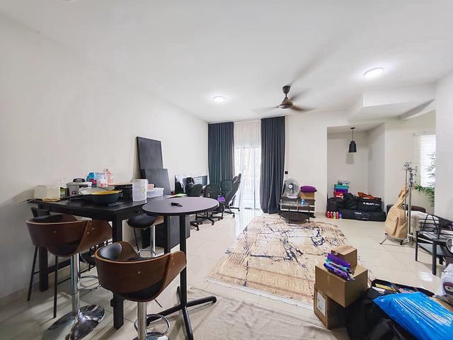 Townhouse for rent in Petaling, Subang Jaya