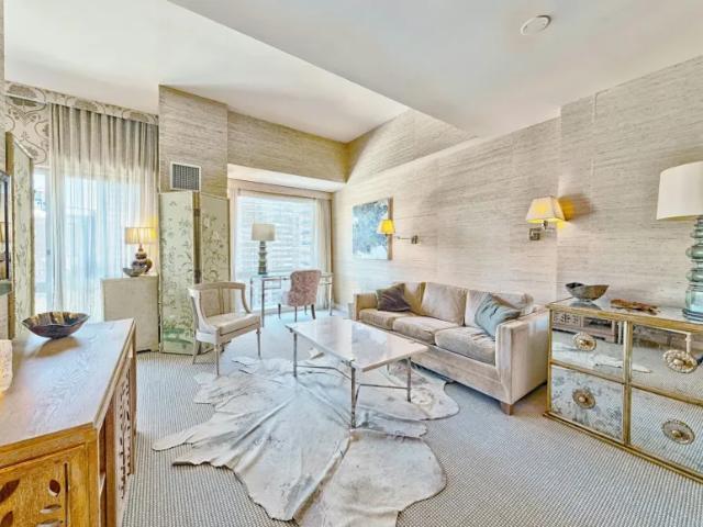 Apartment for sale in Arverne, New York