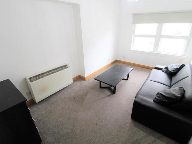 Studio for rent in City Centre, Ballindoch