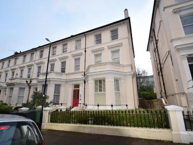 Apartment for rent in Upperton, Eastbourne