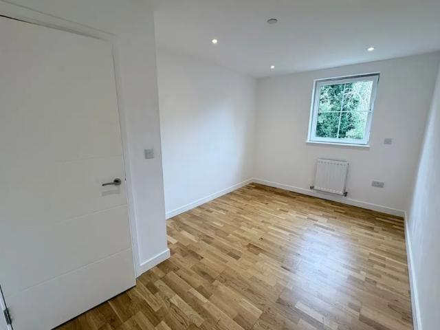 Apartment for rent in Upperton, Eastbourne