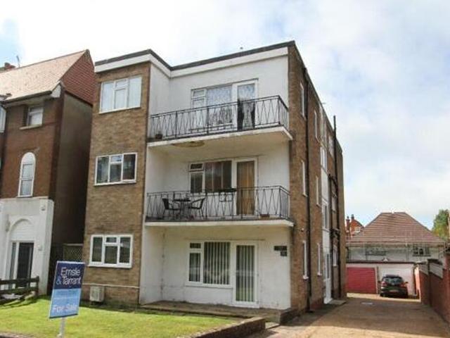 House for sale in Upperton, Eastbourne