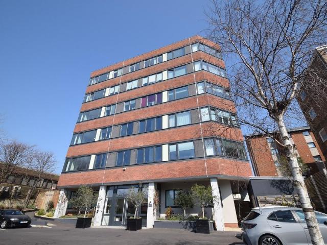Apartment for rent in Upperton, Eastbourne