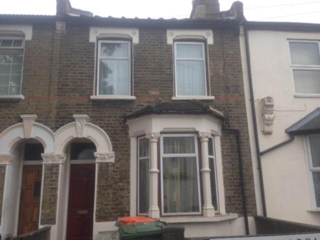 Apartment for rent in London Borough of Newham, Greater London