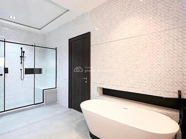 House for sale in Eti Osa, Abuja