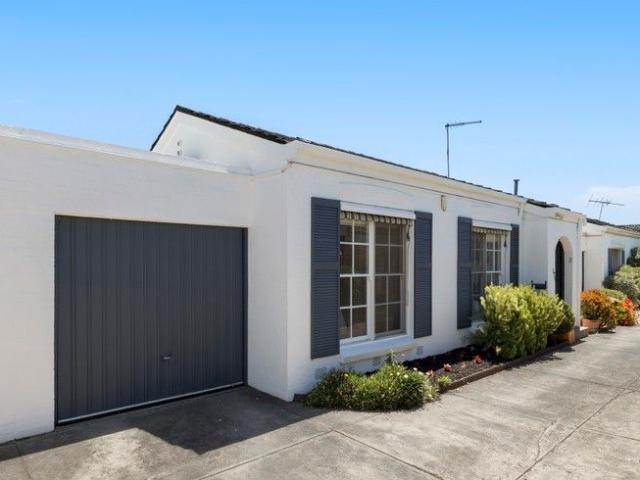 Apartment for sale in Camerons Creek, Victoria