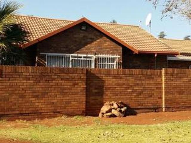 House for sale in Kempton Park, Birchleigh North