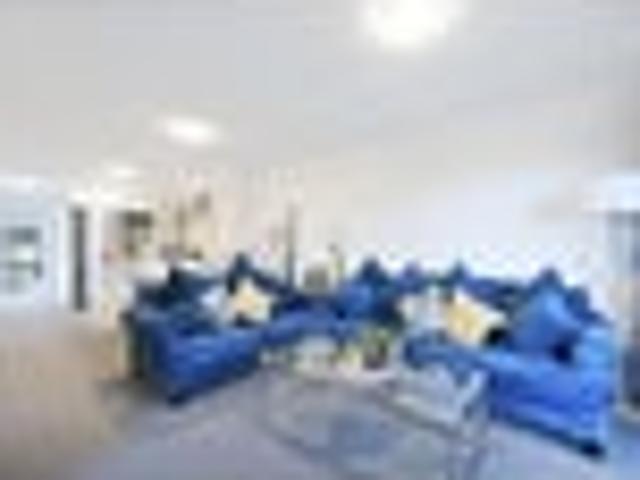 Townhouse for sale in Waitakere