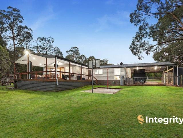 House for sale in Kinglake West, Victoria