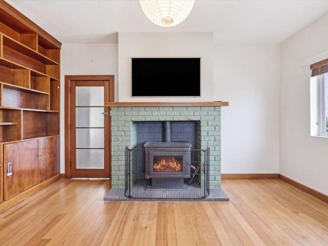 House for rent in Lindisfarne, Hobart