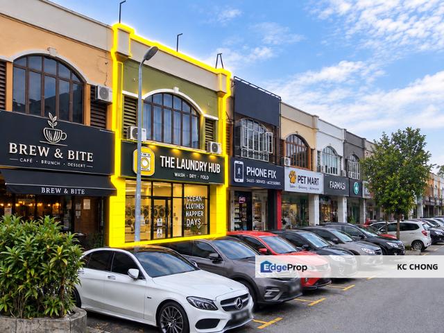 Shop for sale in Petaling, Alam Impian