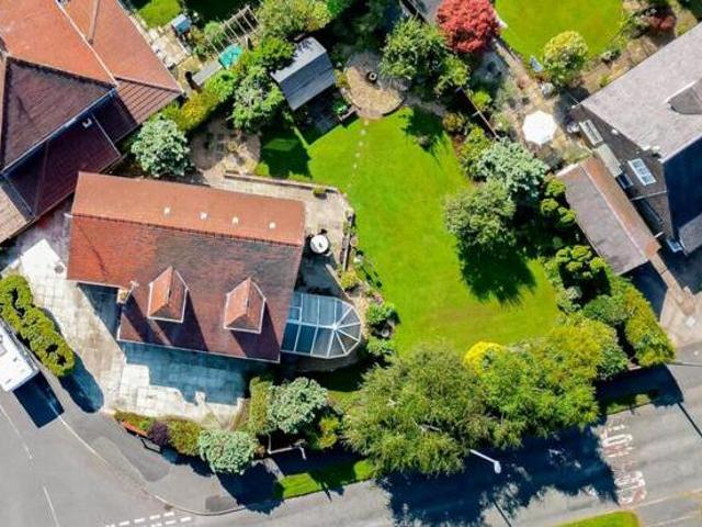 House for sale in Widnes, Liverpool City Region