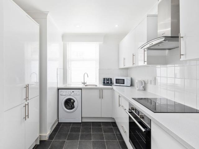 Studio for rent in North Watford, Hertfordshire