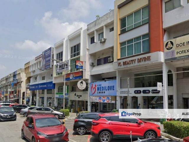 Shop for rent in Petaling, Damansara Damai