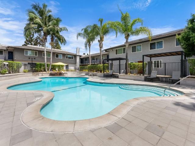 Apartment for rent in Fullerton, California