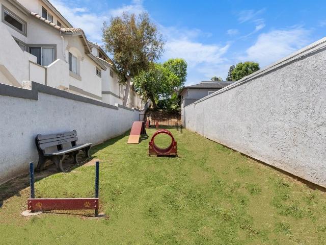 Apartment for rent in Fullerton, California