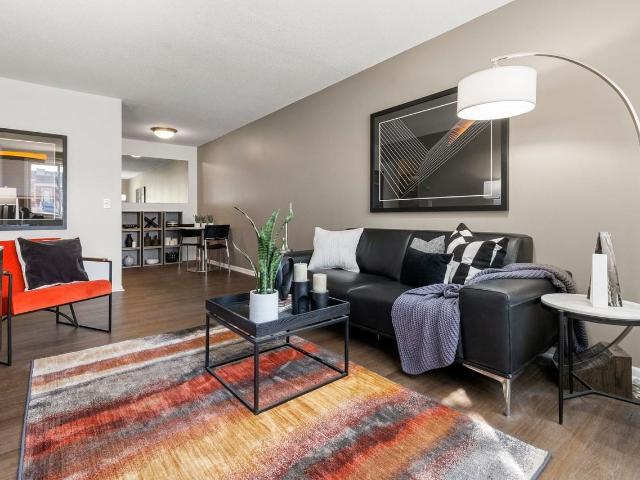 Apartment for rent in Calhoun Isles, Minneapolis