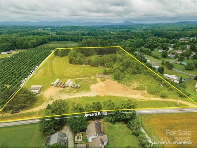 Land for sale in Hendersonville