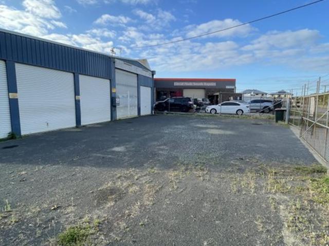 Warehouse for rent in Great Sandy Strait, Queensland