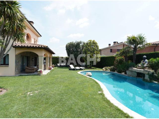 Casa en venta en Osona, Catalunya