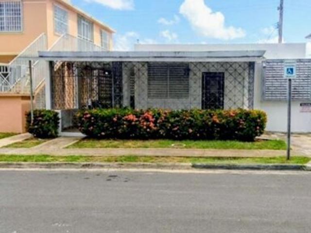 House for sale in San Juan