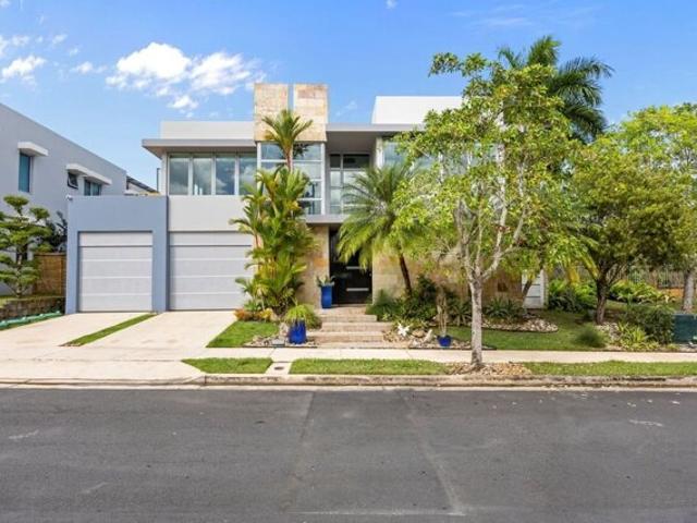 House for sale in San Juan