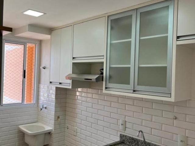 Apartamento venda em Região Geográfica Imediata do Distrito Federal, Região Integrada de Desenvolvimento do Distrito Federal e Entorno